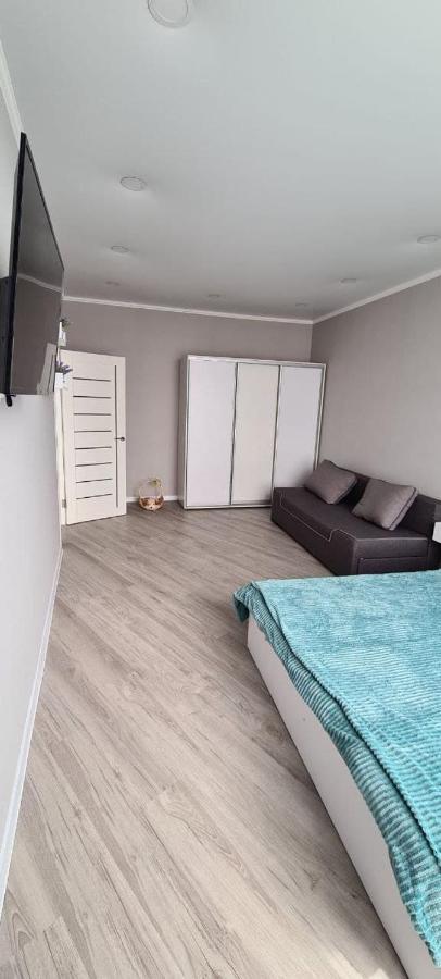 אודסה Bright Apartments מראה חיצוני תמונה